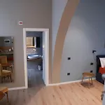 Home 109 Luxury Rooms